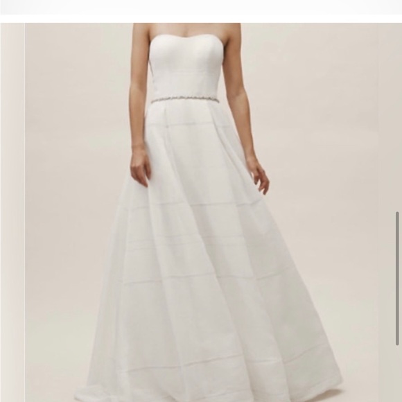 BHLDN Whispers & Echos Bellevue Linen Gown - Picture 3 of 7